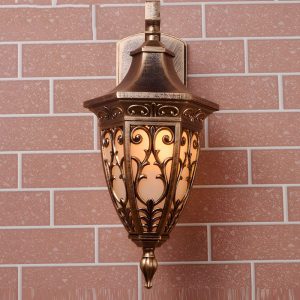 MARS2733 Outdoor Vintage Bronze Wall Light 1-light Wall-Mount Lantern